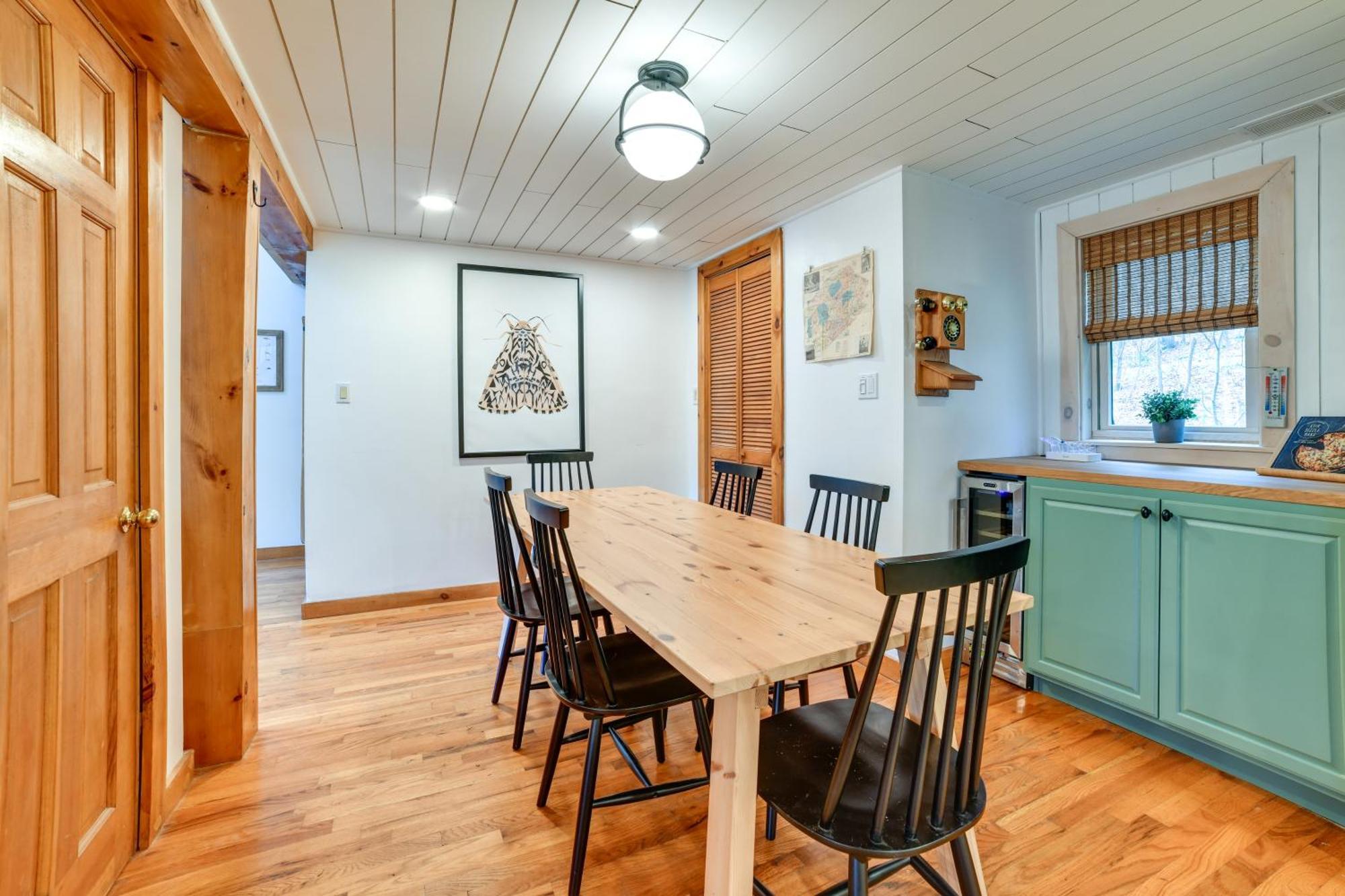 Hilltop Walton Getaway With Picturesque Views! Exterior photo